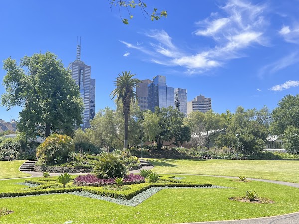 Alexandra Gardens 1