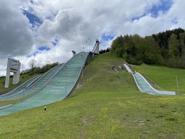 Switzerland 2 1