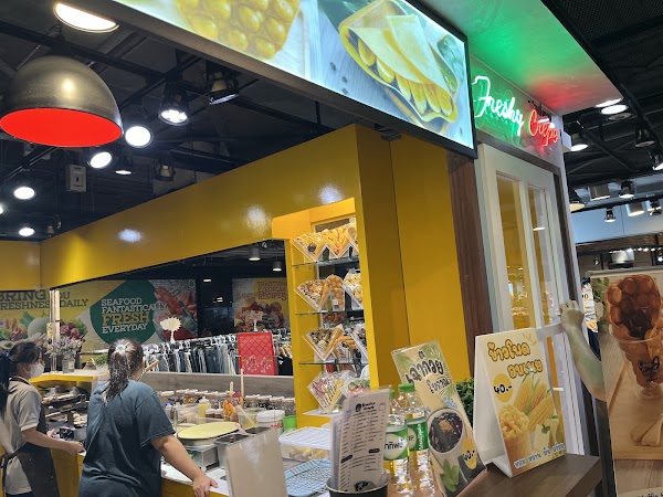 Freshy Crepe(เฟรชชี่เครป) - The Street Ratchada 1