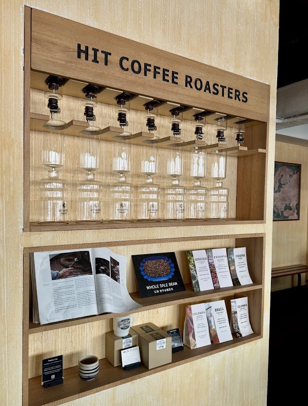 Hitcoffee Roasters 2