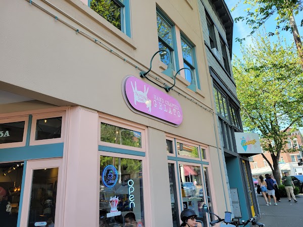 Fainting Goat Gelato - Fremont 1