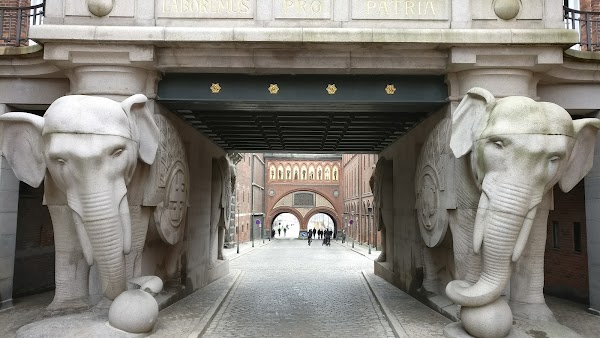 Elephant Gate and Tower 2
