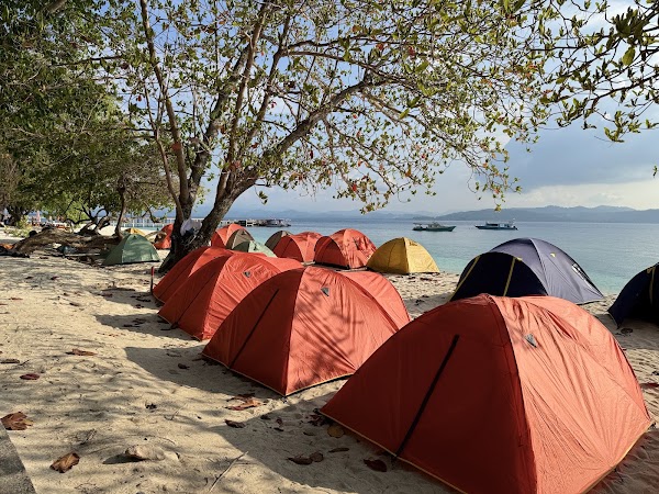Lihaga Beach Club 1