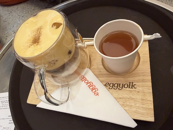 Eggyolk Coffee 3