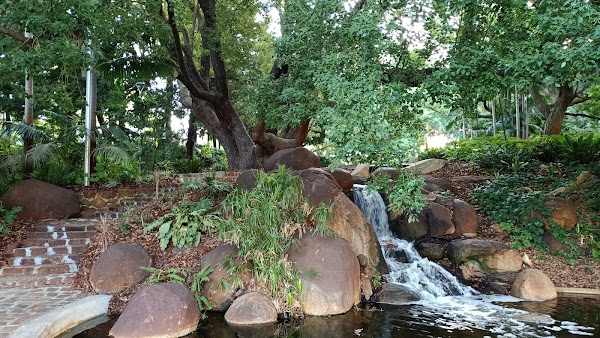 Harold Boas Gardens