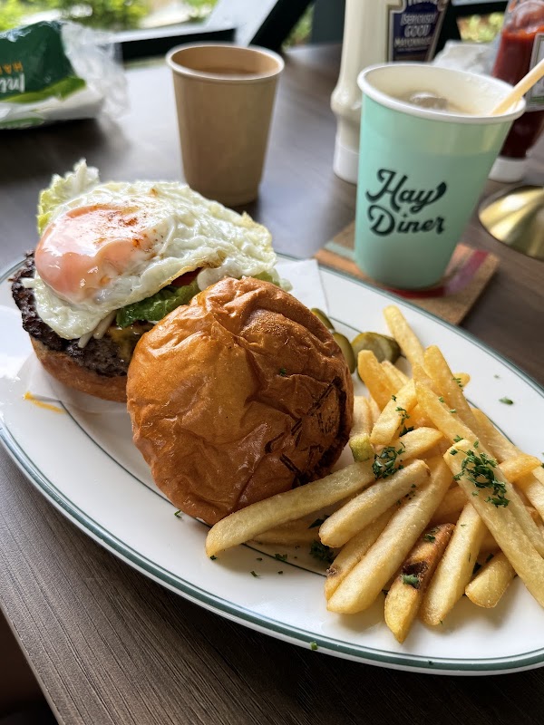 Hay Diner 4