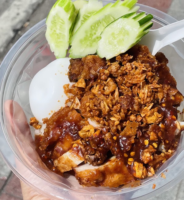 ข้าวไก่ทอดประตู 2 Fried Chicken 5