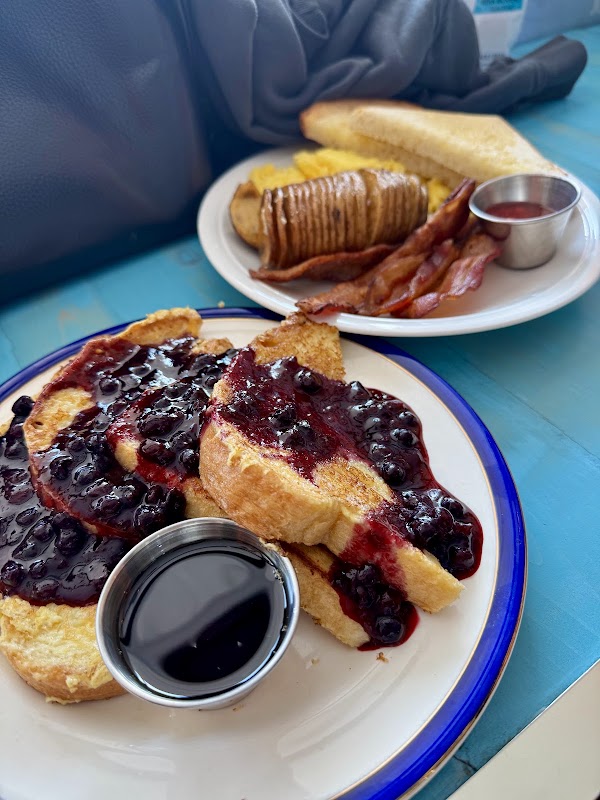 Selkie's Neighbourhood Diner 4