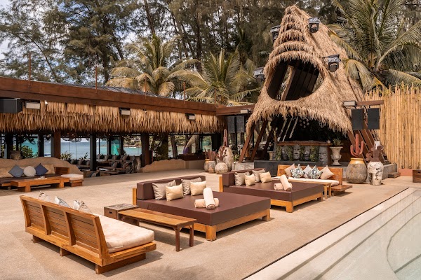 Café del Mar Phuket Beach Club 3