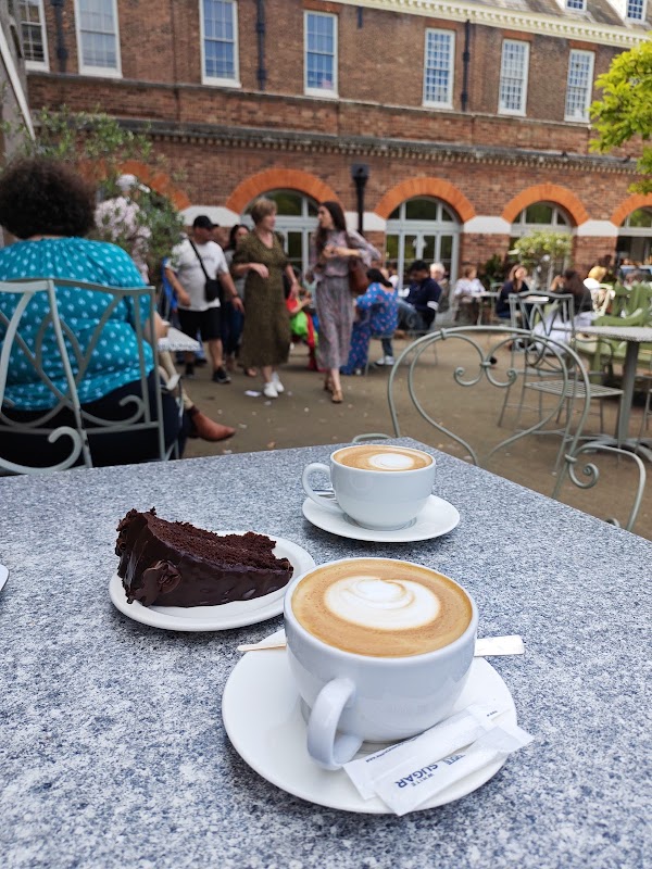 Kensington Palace Cafe 3
