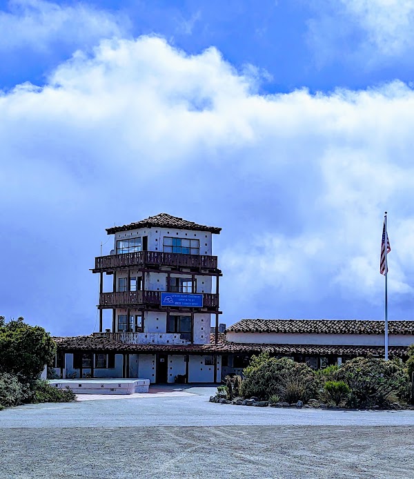 Catalina Airport - KAVX 5