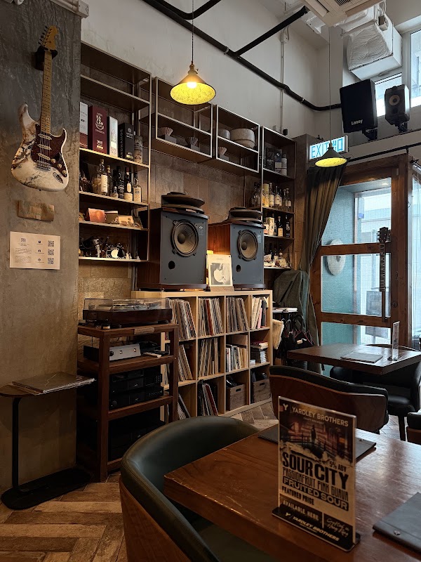 CODA • Jazz Kissa 爵士喫茶 • Cafe & Bar • Live music • Vinyl 3
