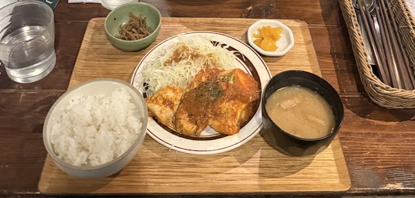 #702 Cafe & Diner 2