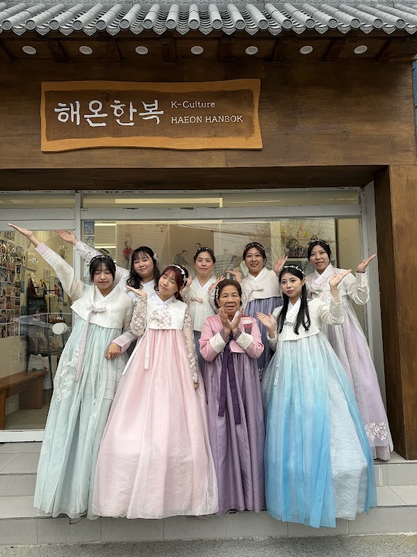 Haeon Hanbok