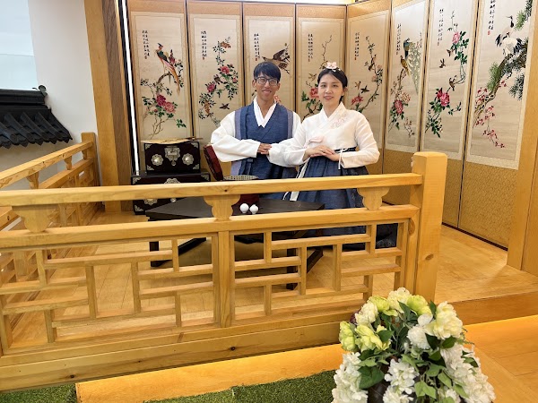 Haeon Hanbok 3