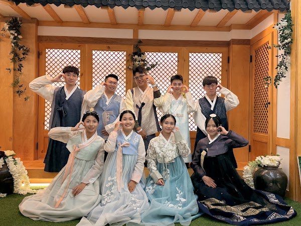 Haeon Hanbok 2