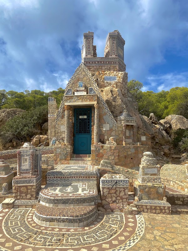 Saint Nikolaos of Vouliagmeni