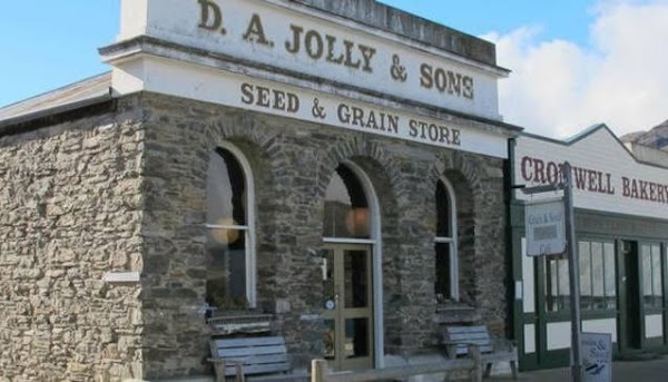 Grain & Seed Cafe 1