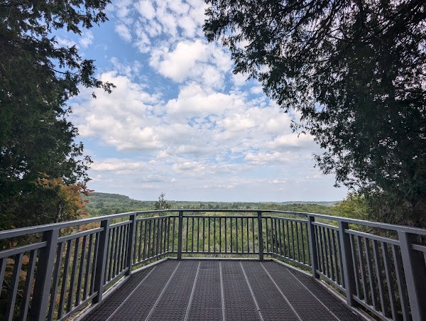 Mono Cliffs Provincial Park (Reservation Required) 4