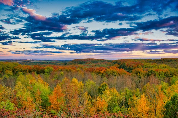 Mono Cliffs Provincial Park (Reservation Required) 3