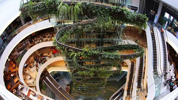 EmQuartier 5