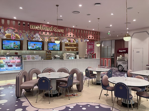 Me Land Club 4