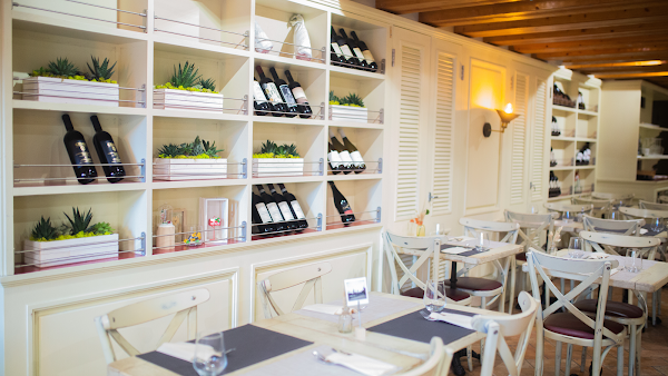 Aquila Restaurant - Wine Bar 1