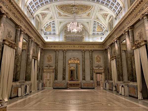 Palazzo Serbelloni 5