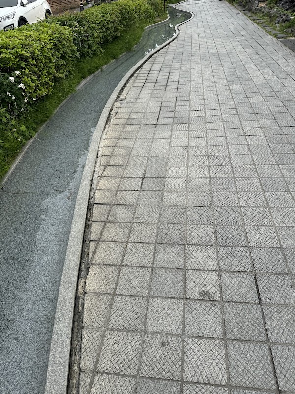 Eunhaeng-ro