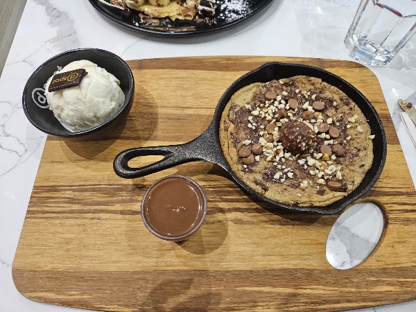 D Spot Desserts York Mills 3
