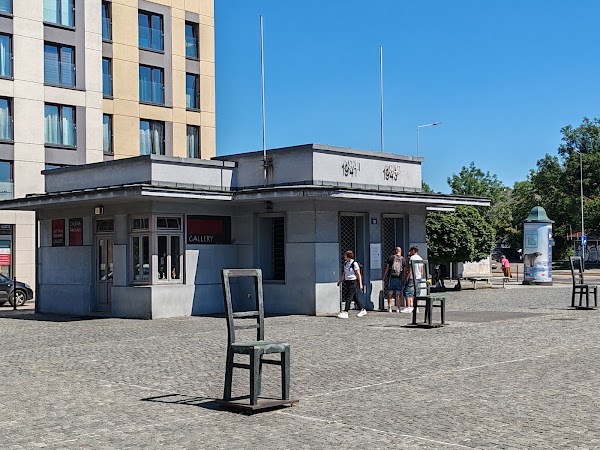 Jewish Ghetto Memorial 2