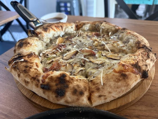 Neo Pizzeria 3