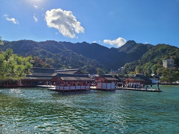 Itsukushima Shrine 4