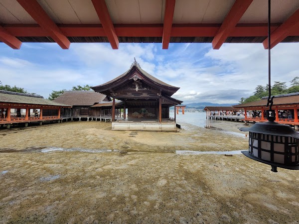 Itsukushima Shrine 3