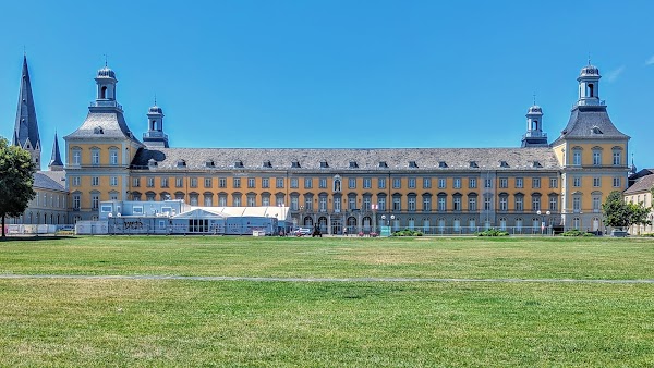 Kurfürstliches Schloss 1