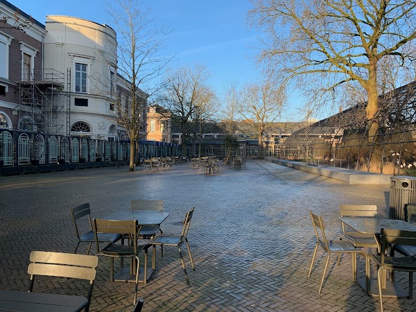 Artisplein 5