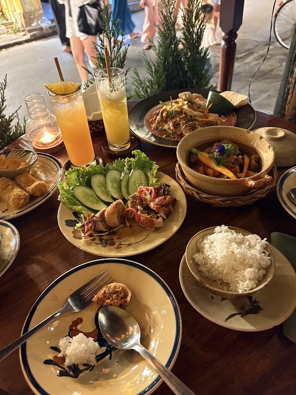 Châu Kitchen & Bar - Hoi An Restaurant - 호이안 로컬 레스토랑 2