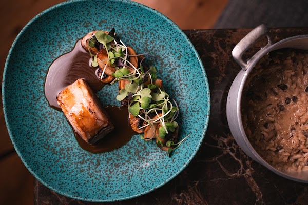 Divino Restaurant & Lounge 5