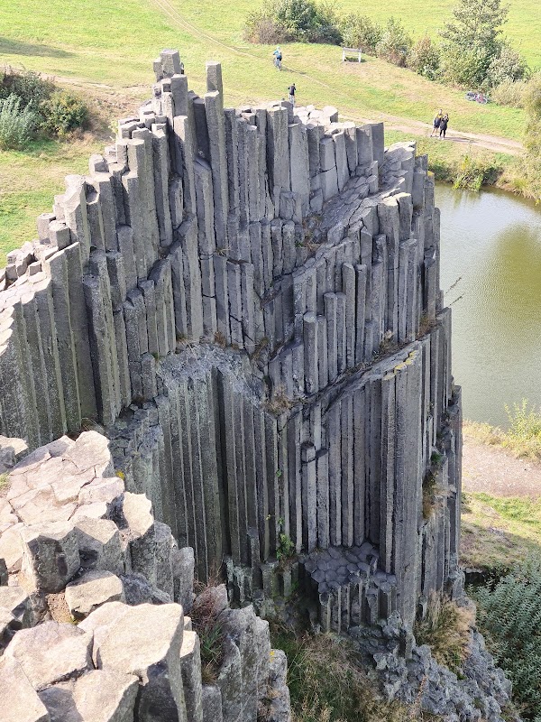 Mansion Rock (basalt columns) 5