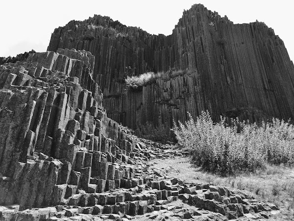 Mansion Rock (basalt columns) 3