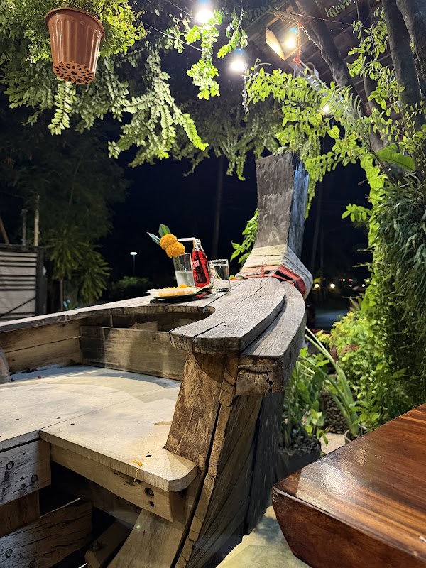 L.Maladee Restaurant