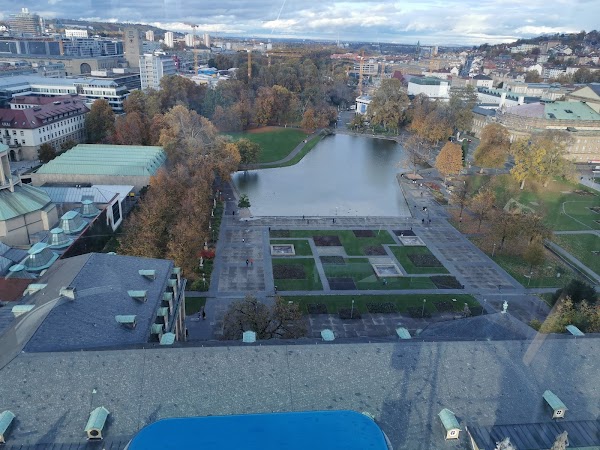 Schloßplatz 2