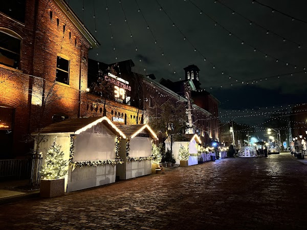 The Distillery Winter Village 2025 3