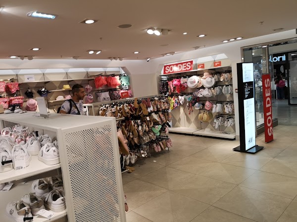 H&M 4