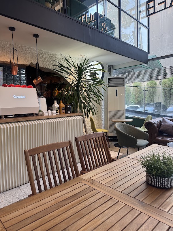 Tulua Nail spa & Cafe - Rallos 2