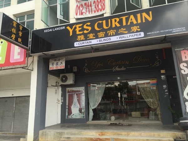 YES Curtain Decoration (Austin)