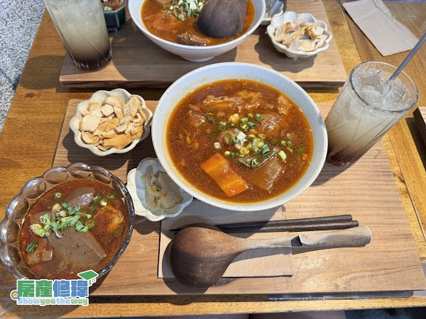 Menqian Yin Wei Beef Noodle Restaurant 3