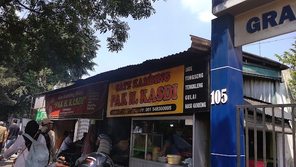 Sate Kambing-Buntel Pak H. Kasdi