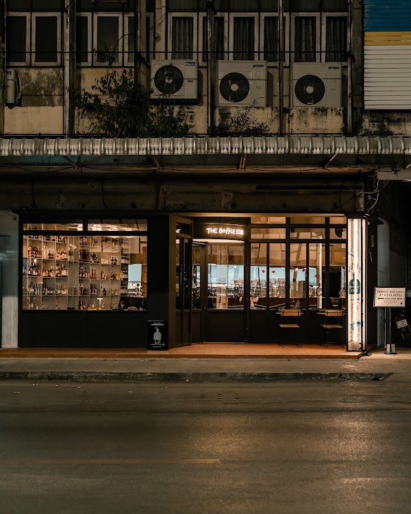 The Bottle Club - Flagship Store