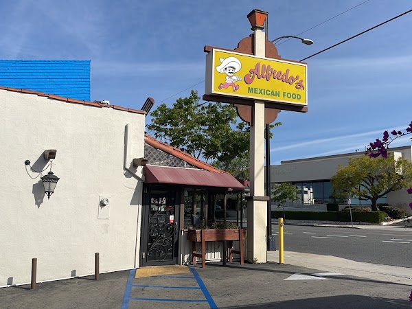 Alfredo's Mexican Food 1